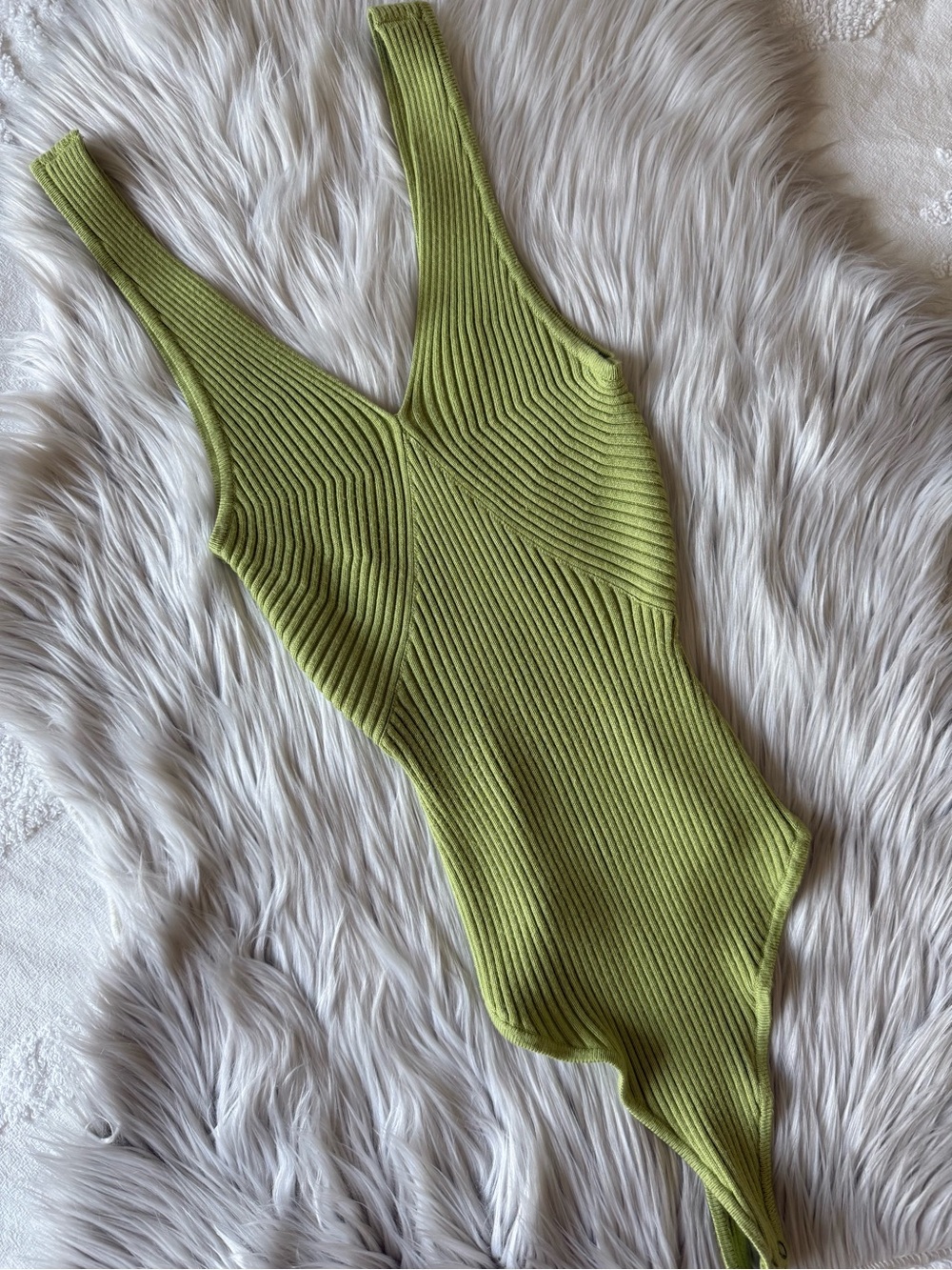 Abercrombie & Fitch ribbed v-neck bodysuit